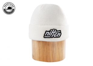 Gorra blanca de gorro blanca holgada personalizada con gorros de punto de invierno suave y cálido Hat-B013