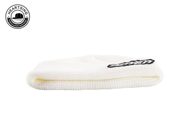 Gorra blanca de gorro blanca holgada personalizada con gorros de punto de invierno suave y cálido Hat-B013