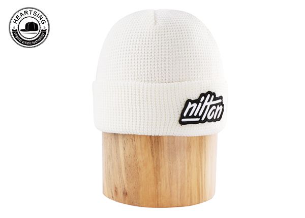 Gorra blanca de gorro blanca holgada personalizada con gorros de punto de invierno suave y cálido Hat-B013