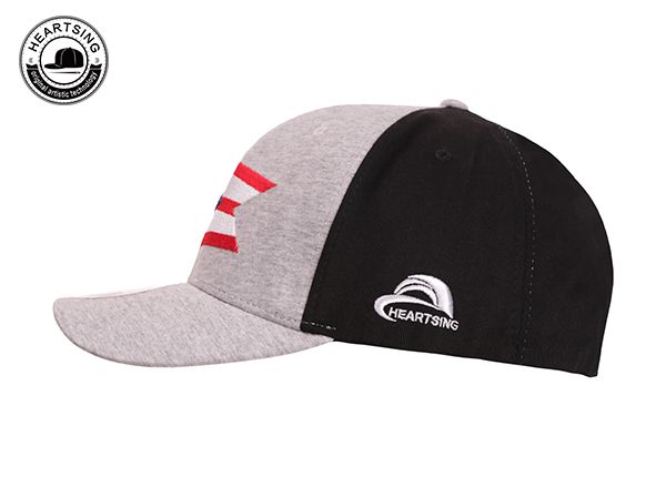 Lado de la gorra de béisbol equipada gris y negro personalizado