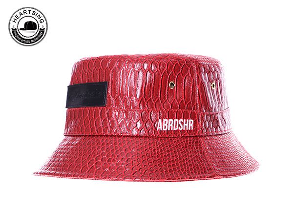 Slant of Mens Snake Skin Batet Red Leather Sombreros con etiqueta de cuero