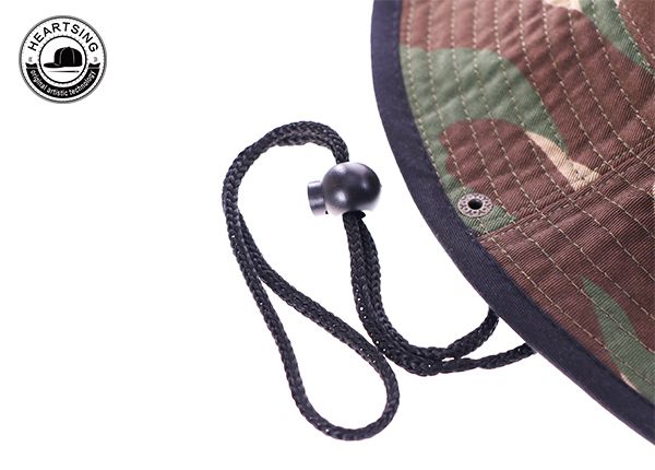 Borde de la caza de campos de camuflaje con borde ancho