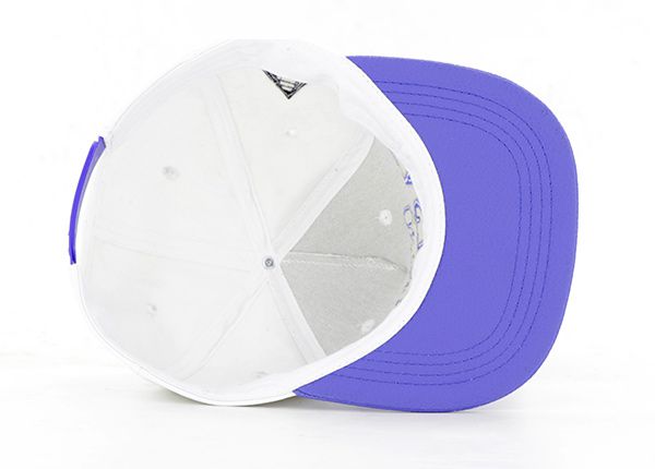 Dentro del hombre personalizado de 5 paneles de cuero blanco Tapa de cuero snapback