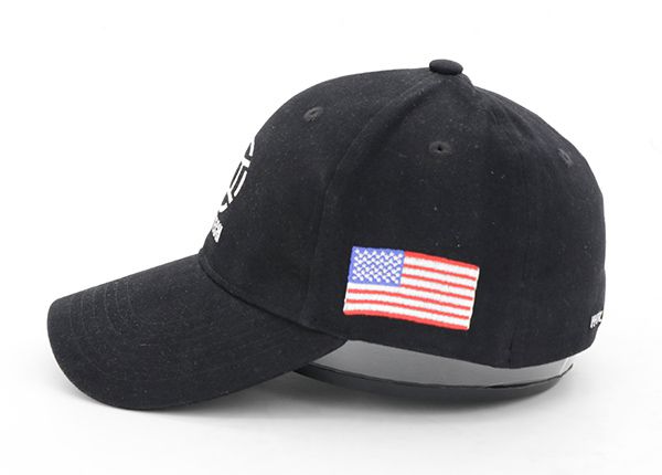 Lado de la gorra de béisbol negra personalizada con bandera americana