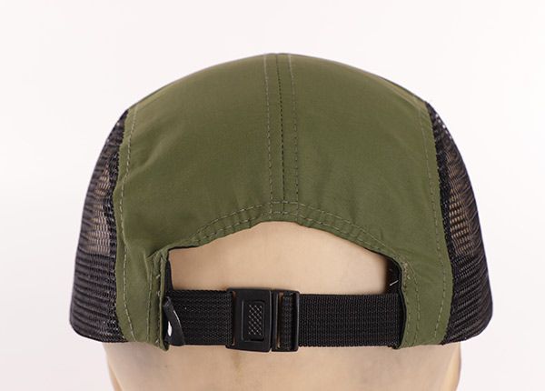 Atrás del sombrero de malla de 5 panel Vintage Custom con cierre de strapback de nylon