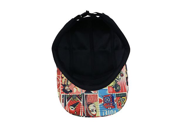 Dentro del sombrero deportivo de 5 panel negro personalizado