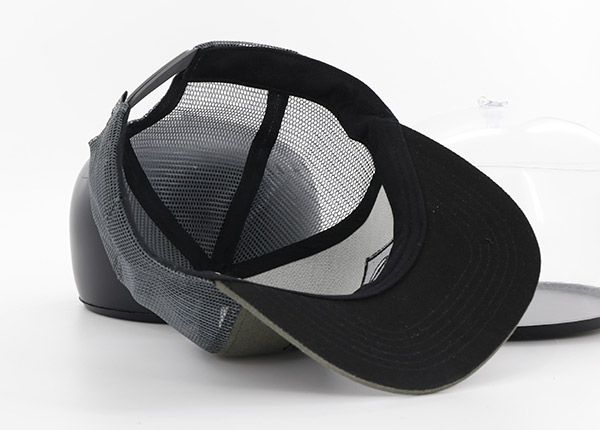 Dentro del sombrero de camionero snapback de 5 paneles personalizado