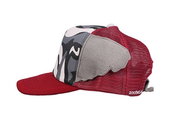 Lado del sombrero de camionero snapback de camuflaje de la vieja escuela en blanco