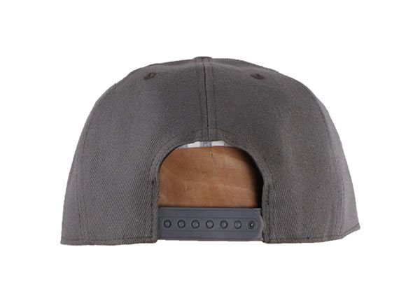 Atrás en el encaje Snapback en el zapato atado delantero