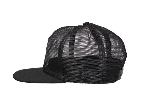 Lado de la gorra de béisbol de malla de negro personalizado