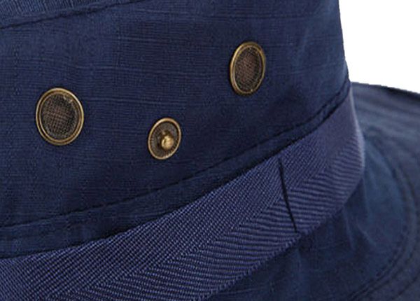 Opos de sombrero de cubo azul marino en blanco con cuerda