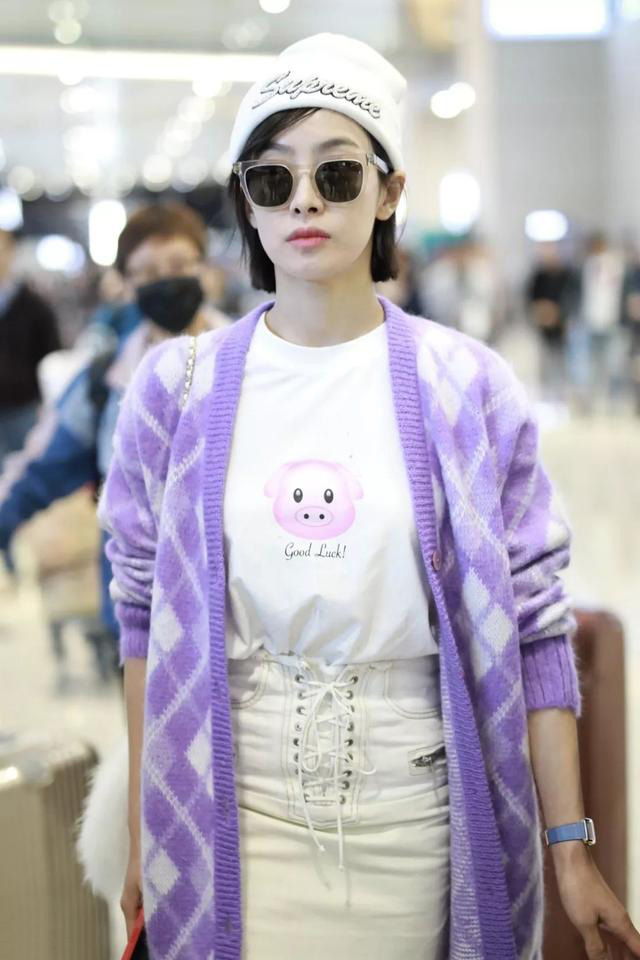 beanie-cap-with lett10.jpg